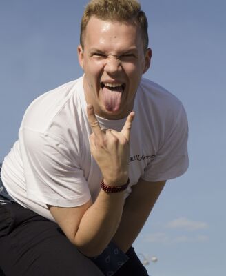 img3227993.png