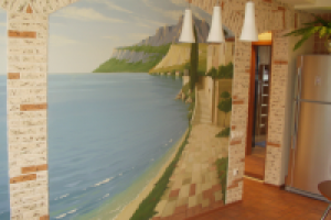 Роспись стены в небольшой кухне