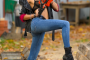 с бензопилой