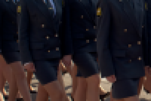 девушки-полицейские на параде 9 мая