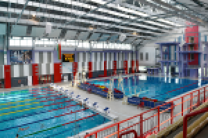 Интерьер зала бассейнов