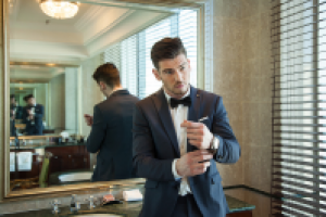 Сборы жениха в отеле