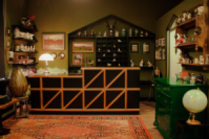 Антикварный магазин