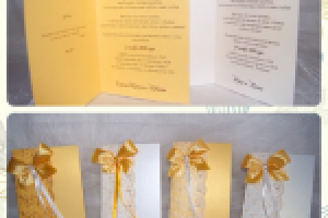 Классическая открытка с кружевом и бантом