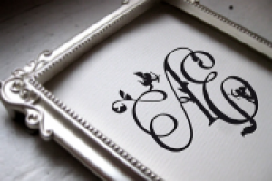 Логотип-монограмма