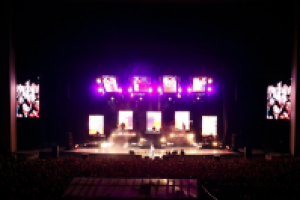 Технический продакшн концерта L'One в Зеленом Театре