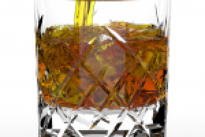 хрустальный стакан - процесс наливания виски