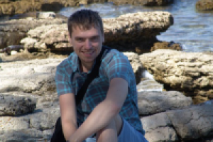 Голос в роликах