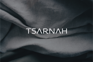 Шрифтовой логотип для бренда одежды