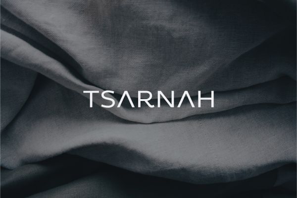 Шрифтовой логотип для бренда одежды