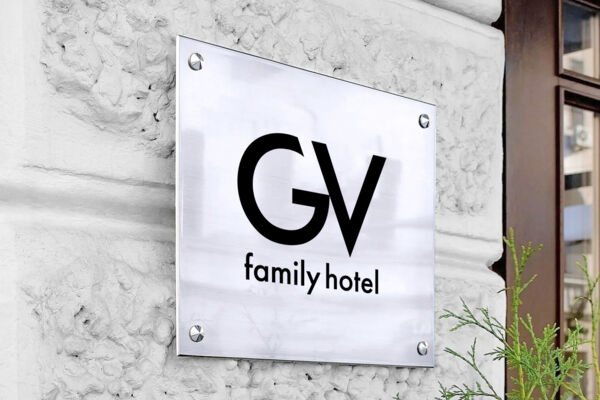 Логотип отеля GV Family