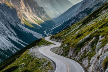 Изображение дороги, ведущей к горам