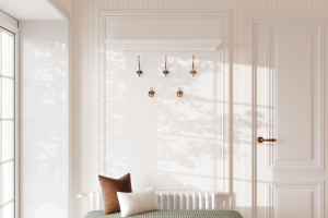 Панель с крючками в прихожую