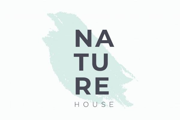 Логотип косметического бренда