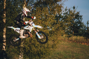 Telegram-бот для мотошколы "DL MX Academy" 🏍