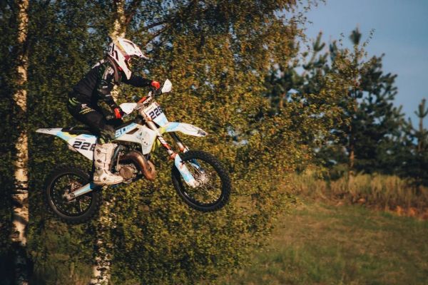 Telegram-бот для мотошколы "DL MX Academy" 🏍