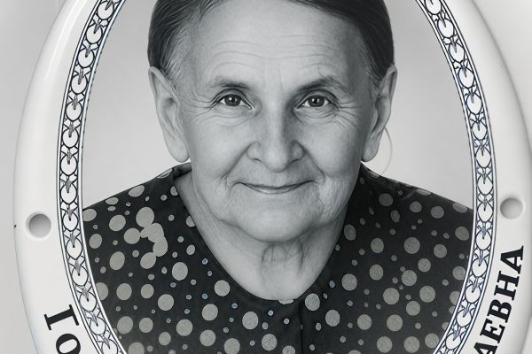 Отреставрировать старое фото