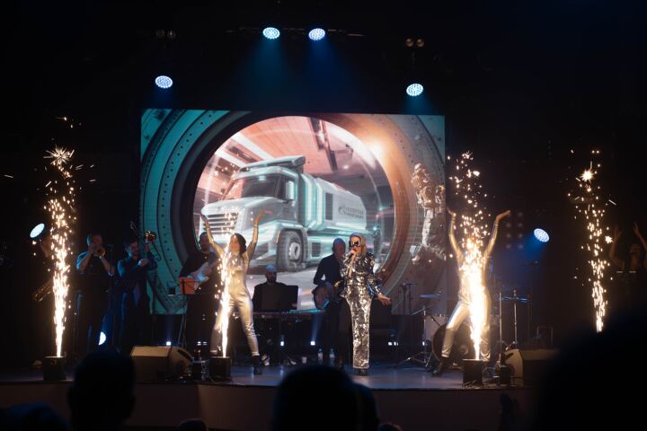 Event-режиссёр, сценарист, креатор (премии, концерты, фесты, перфомансы, шоу)