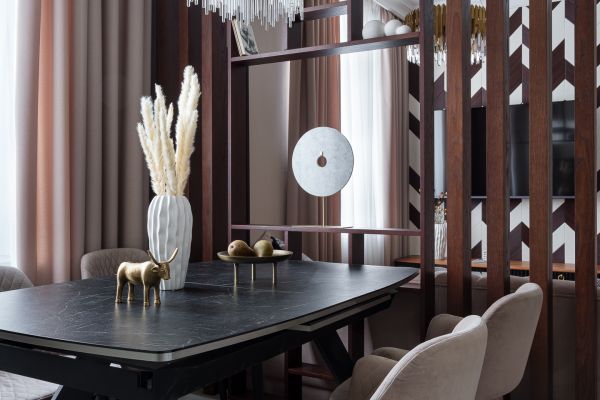 Сталинка на Семёновской набережной