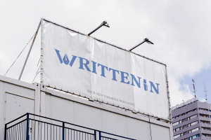 логотип для интернет-журнала WrittenIn