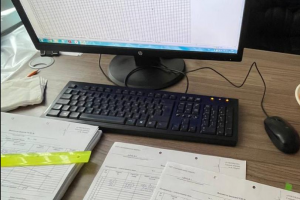 Работал в государственном бюджетном учреждении 'автомобильные дороги'.