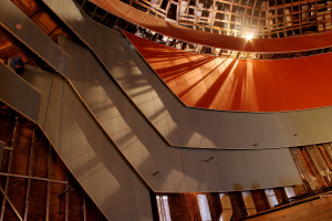 Киноконцертный комплекс "МИР" Цветной бульвар Москва