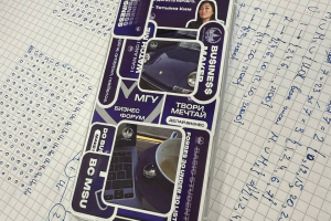 Дизайн наклеек для Бизнес-форумов МГУ