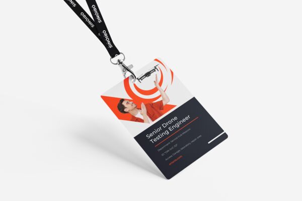 Plastic_ID_Card_Mockup_3.png