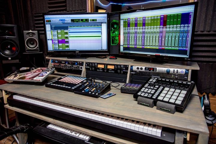 Создание музыкальных произведений в разных жанрах от классической до techno