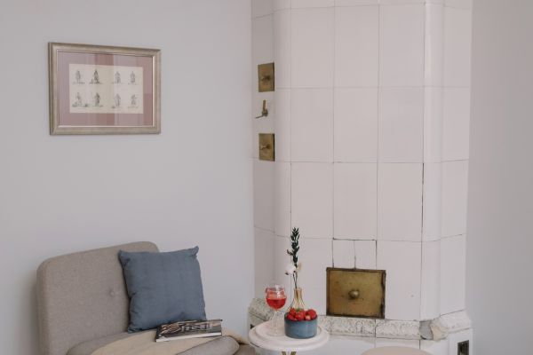 Готовый ремонт в квартире со старинной печью.