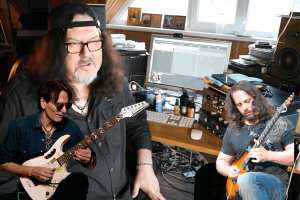 Викторина с Сергеем Терентьевым - Экс гитаристом и продюсером группы "Ария". Отрывок из двухчасового онлайн-интервью.