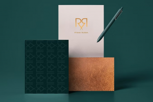 Эксклюзивная разработка логотипа для дизайнера  одежды и аксессуаров