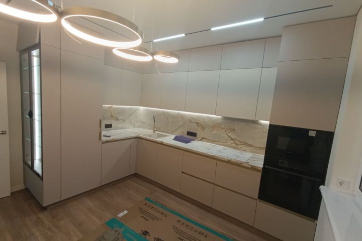 Разработка дизайна мебели, подбор материалов, изготовление чертежей .