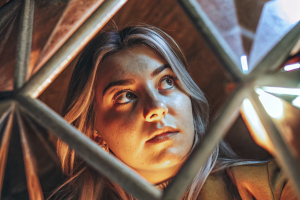 Взгляд сквозь грани реальности