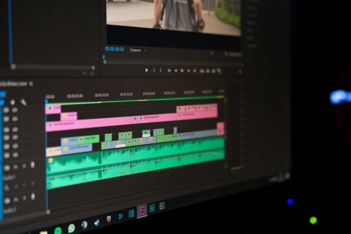 Видеомонтаж - 5687610