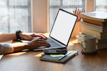 Написание текстов на заданные темы и в свободном стиле