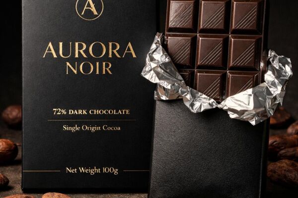AURORA NOIR — концепт премиального бренда тёмного шоколада.
