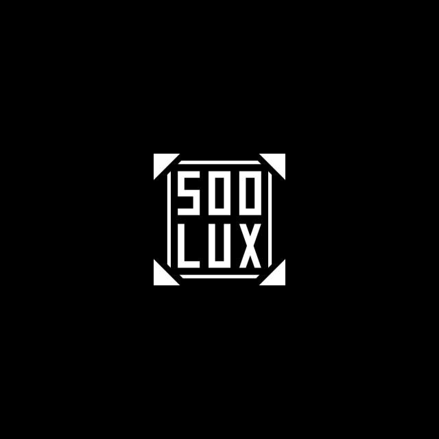 500 LUX