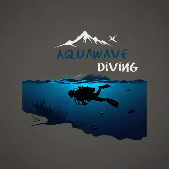  : "AquaWave Diving" 