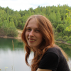 Лена Пчела