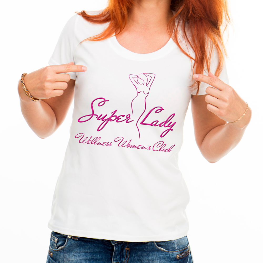 Текст super lady. Брендированные футболки женские. Спикер в брендированной футболке. Футболка фирменная женская половинки лиц.