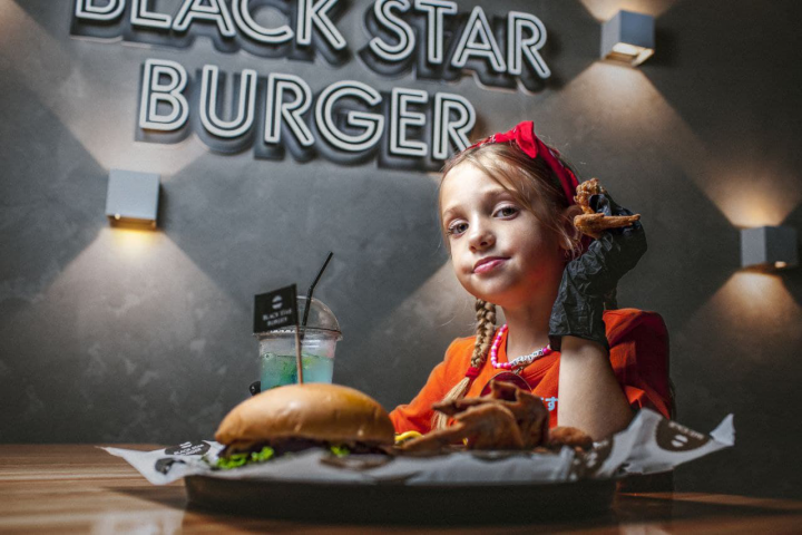  Black Star Burger