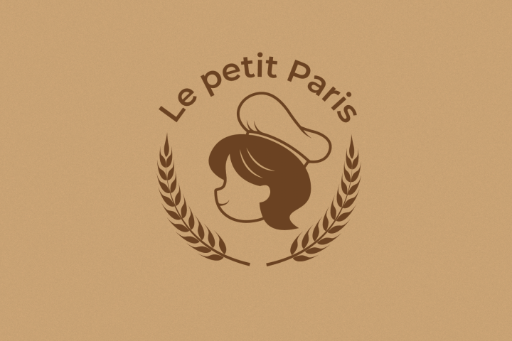  "Le Petit Paris"